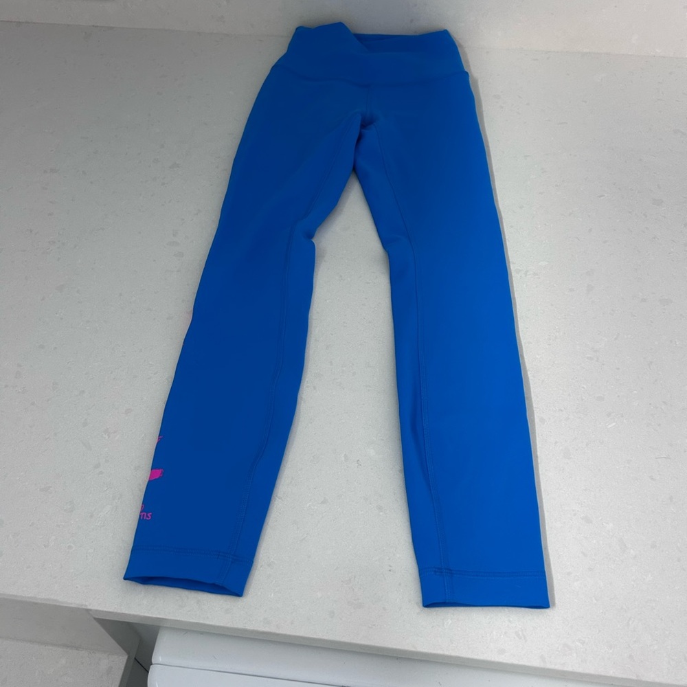 Lululemon blue/pink Wunderunder 25" leggings